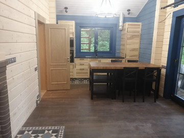 Парная с каменкой и окном в Московской области